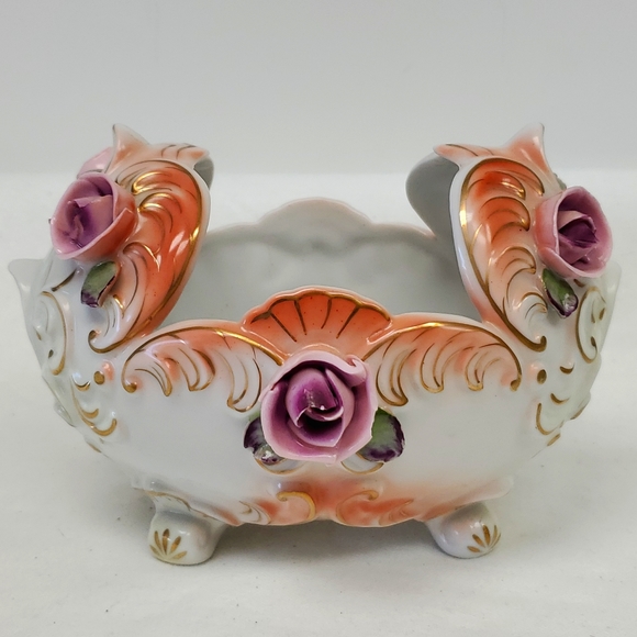 Porcelain applied roses footed centerpiece/planter - Picture 1 of 8